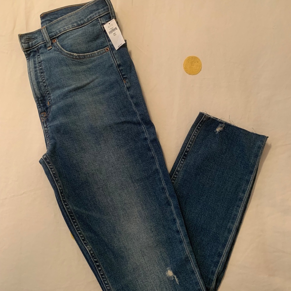 NWT The Gap High Rise Distressed Vintage Slim Jeans in Medium Indigo (29T)